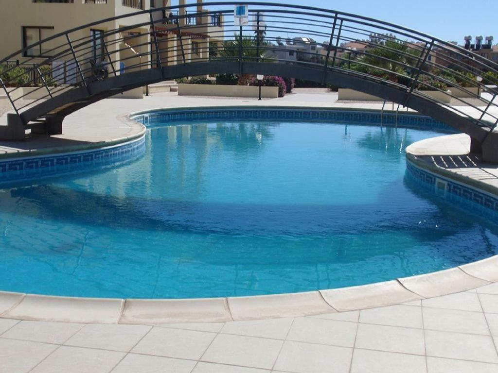 Beautiful 2-Bedroom Apartment - Great Location Paphos Extérieur photo